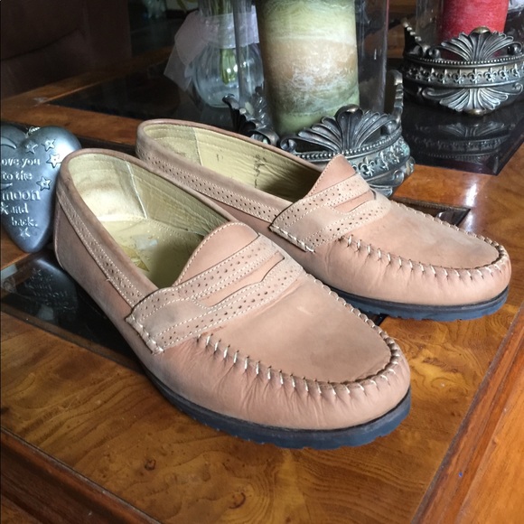 🌺Original Arizona Jean  Suede Penny Loafer🌺 - Picture 2 of 8